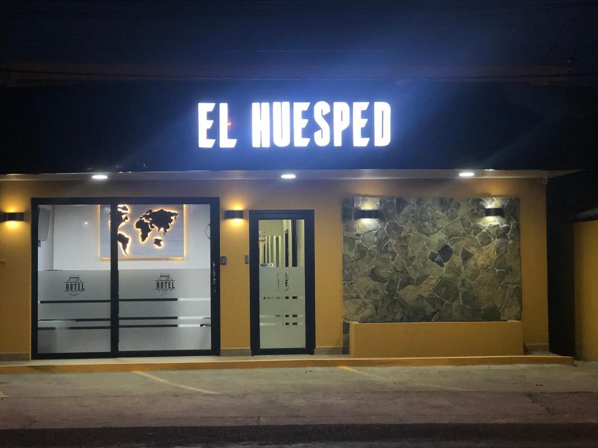 Hotel El Huesped サンティアゴ エクステリア 写真